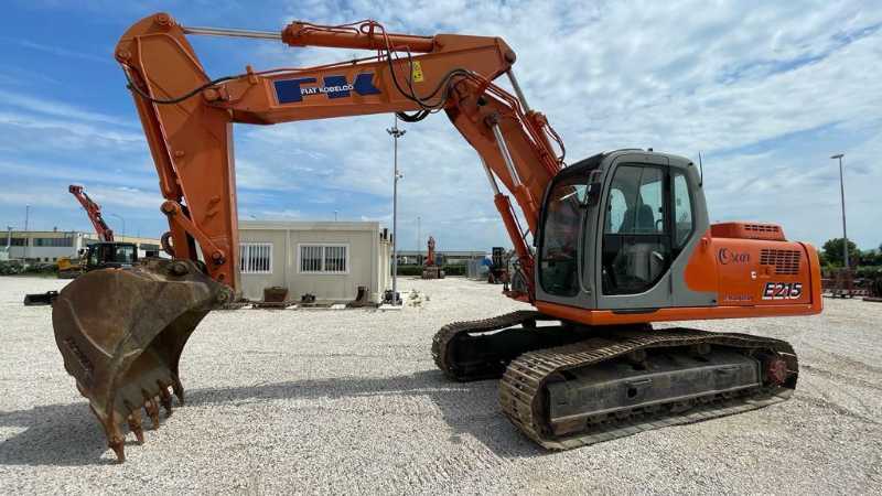 OmecoHub - FIAT KOBELCO E215