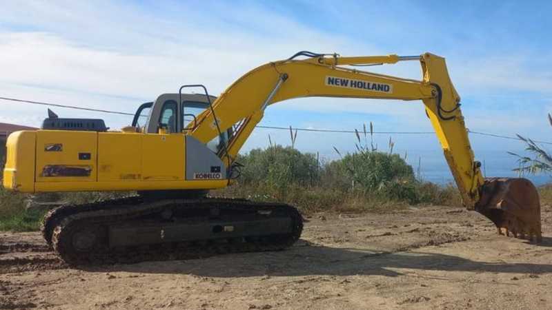 OmecoHub - NEW HOLLAND E245