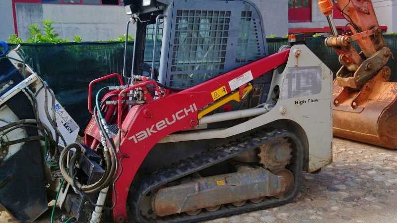 OmecoHub - TAKEUCHI TL8
