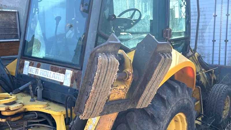 OmecoHub - NEW HOLLAND B95