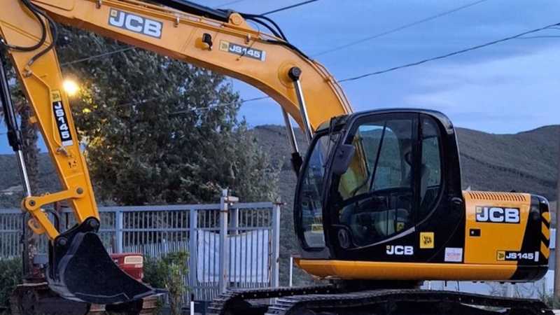 OmecoHub - JCB JS145