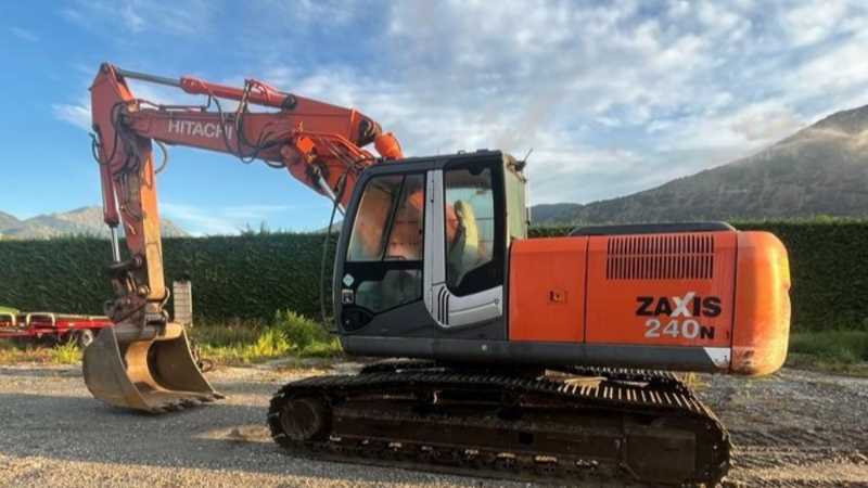 OmecoHub - FIAT HITACHI ZX240N