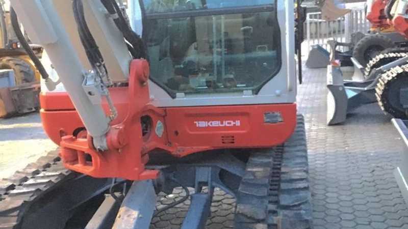 OmecoHub - TAKEUCHI TB260