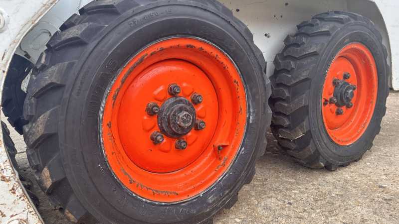 OmecoHub - SKID STEER 27x8.50-15