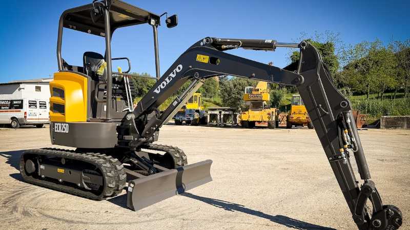 OmecoHub - VOLVO ECR25D