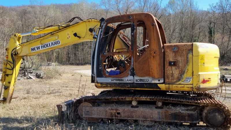OmecoHub - NEW HOLLAND E145