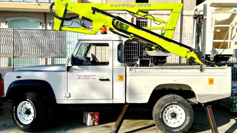 OmecoHub - LAND ROVER DEFENDER