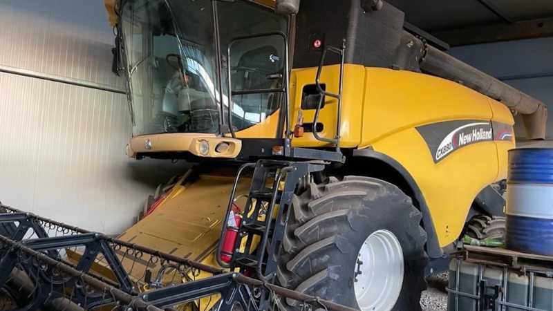 OmecoHub - NEW HOLLAND CX880