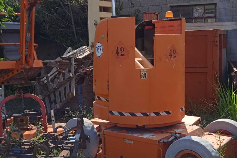 OmecoHub - Immagine JLG E300AJP