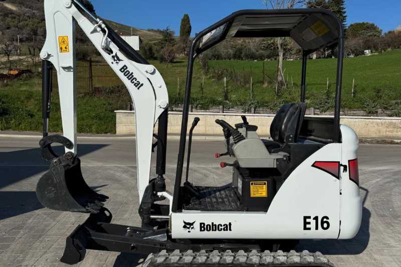 OmecoHub - Immagine BOBCAT E16
