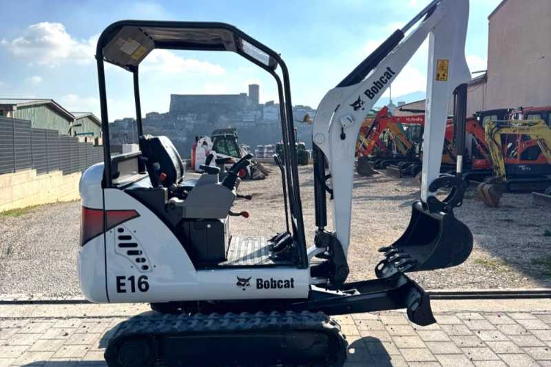 OmecoHub - Immagine BOBCAT E16