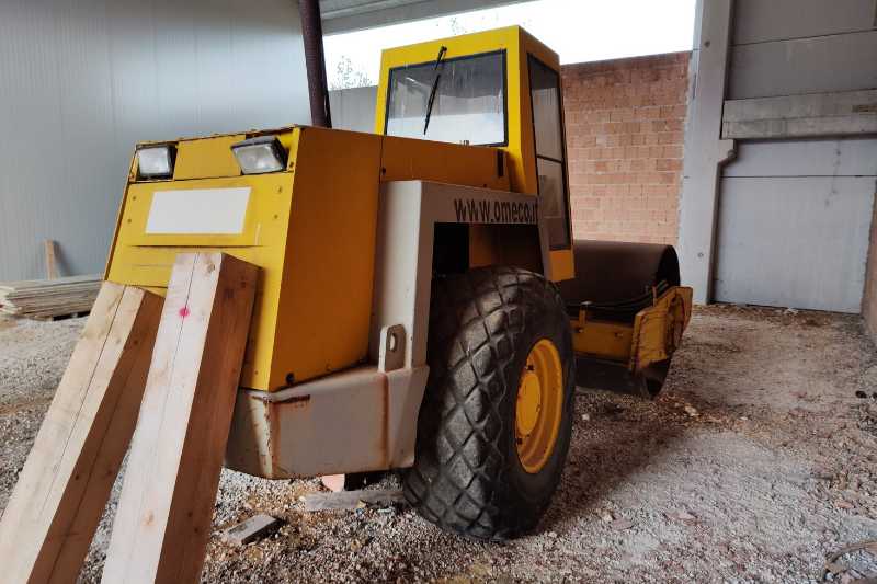 OmecoHub - Immagine BOMAG BW213D-2