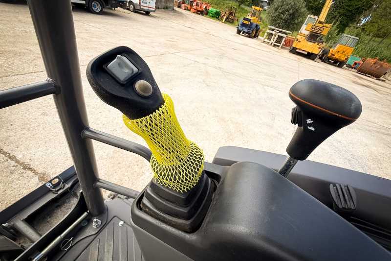 OmecoHub - Immagine VOLVO ECR18E