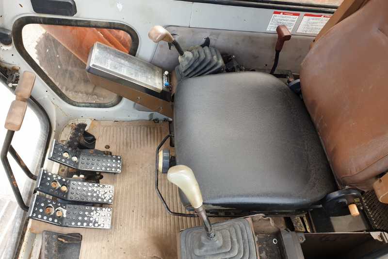 OmecoHub - Immagine FIAT HITACHI FH150