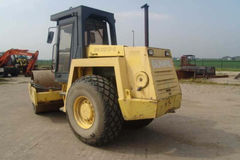 OmecoHub - Immagine BOMAG BW213D-2