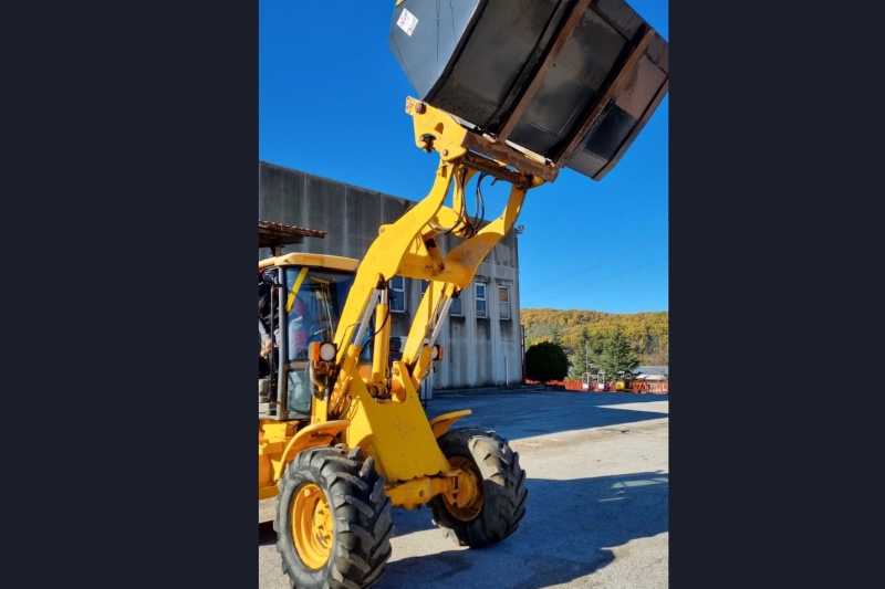 OmecoHub - Immagine JCB 409B