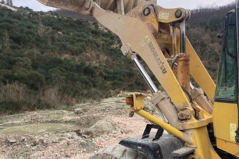OmecoHub - Immagine KOMATSU WA380-3