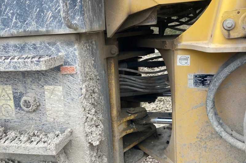 OmecoHub - Immagine KOMATSU WA380-3