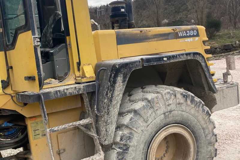OmecoHub - Immagine KOMATSU WA380-3